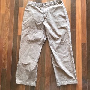 Izod Saltwater Men’s Chinos Khakis